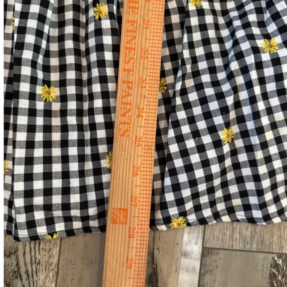 Old Navy Cottagecore Peplum Top‎ Puff Sleeve 3X Black Gingham Daisy Embroidered